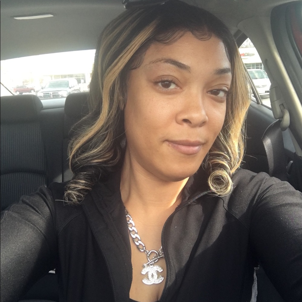 Meet your Posher, Staci
